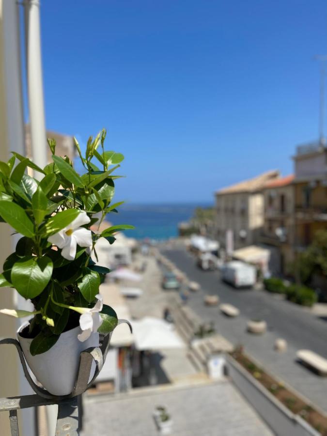 مبيت وإفطار تروبيا Terrazzo Del Borgo المظهر الخارجي الصورة